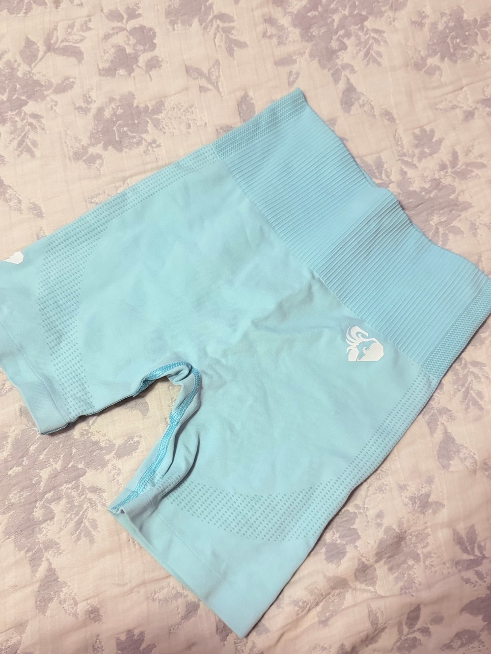 WOMENS BEST Seamless Light Blue High-Waist Women’s Bike Shorts